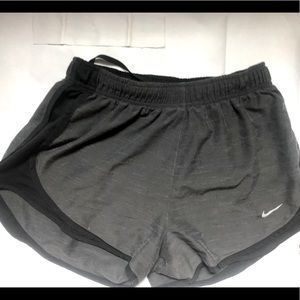 NIKE SMALL shorts